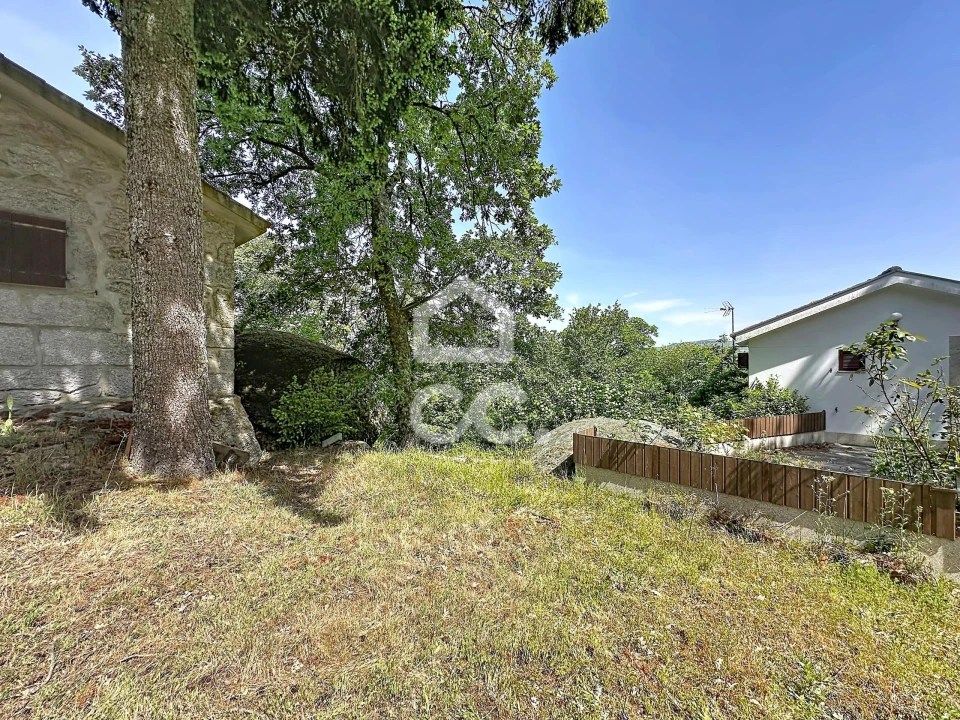 Quinta T3 para Venda em Aguas Frias Foto 5