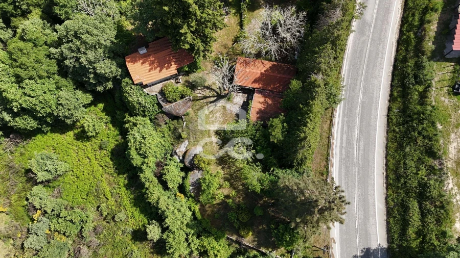 Quinta T3 para Venda em Aguas Frias Foto 60