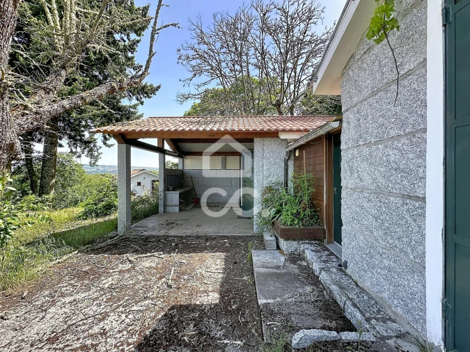 Quinta T3 para Venda em Aguas Frias Foto 4
