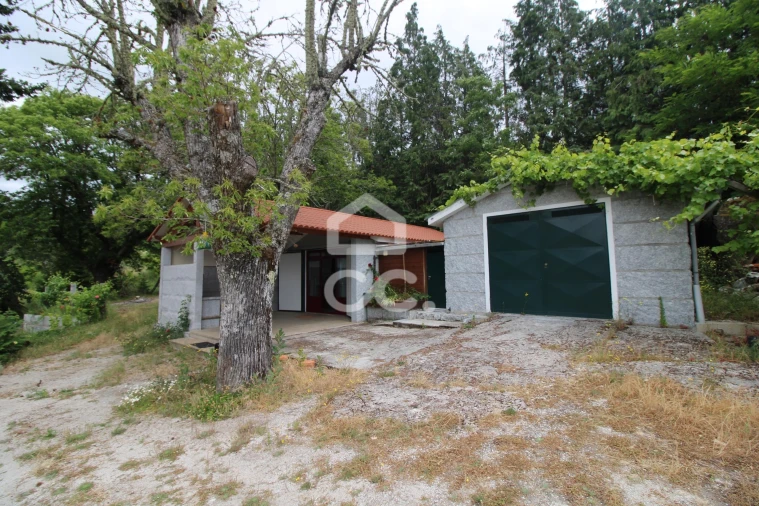 Quinta T3 para Venda em Aguas Frias Foto 13