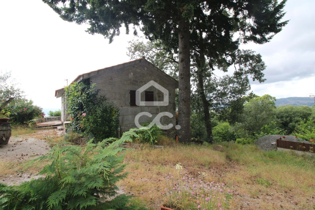 Quinta T3 para Venda em Aguas Frias Foto 6