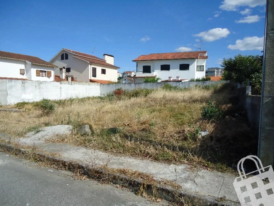 Terreno para Venda em Santa Maria Maior Foto 2