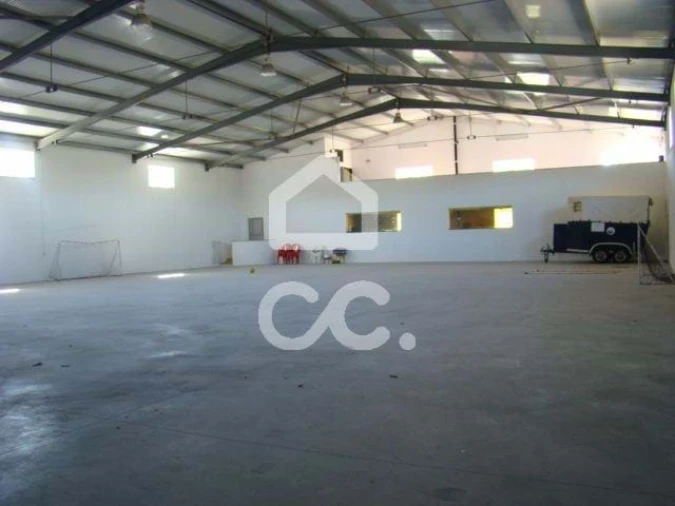 Armazém para Venda em Santa Cruz/Trindade e Sanjurge Foto 1