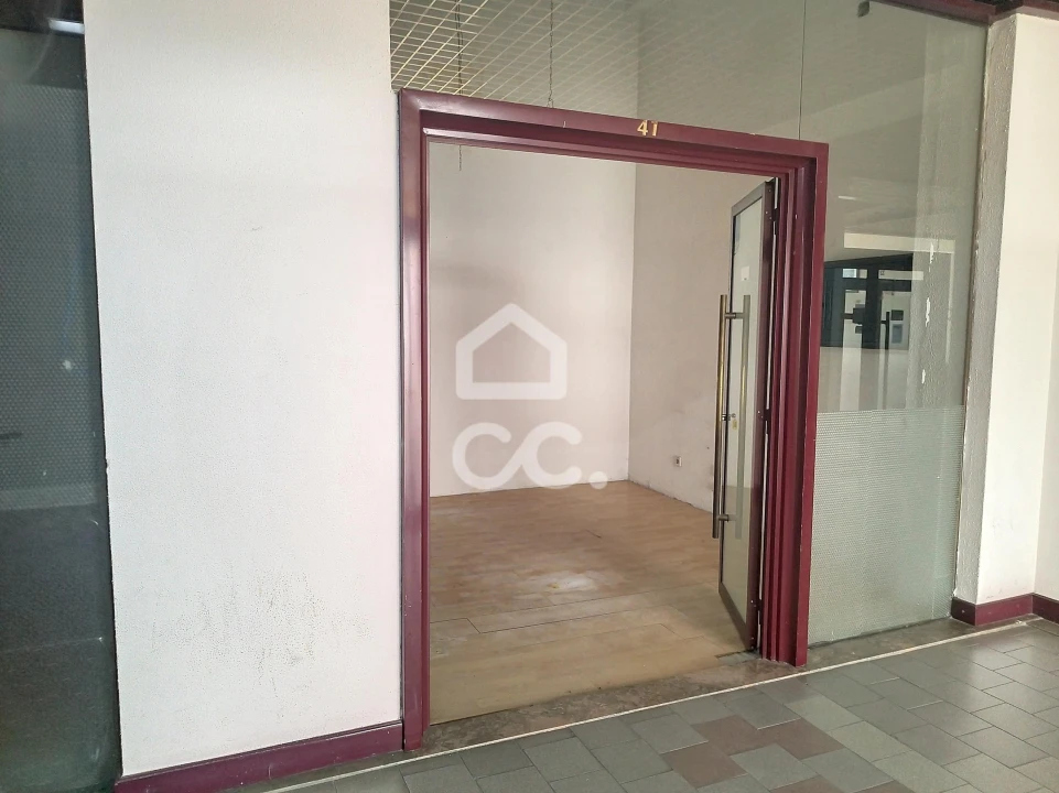 Negócio para Venda em Santa Maria Maior Foto 11