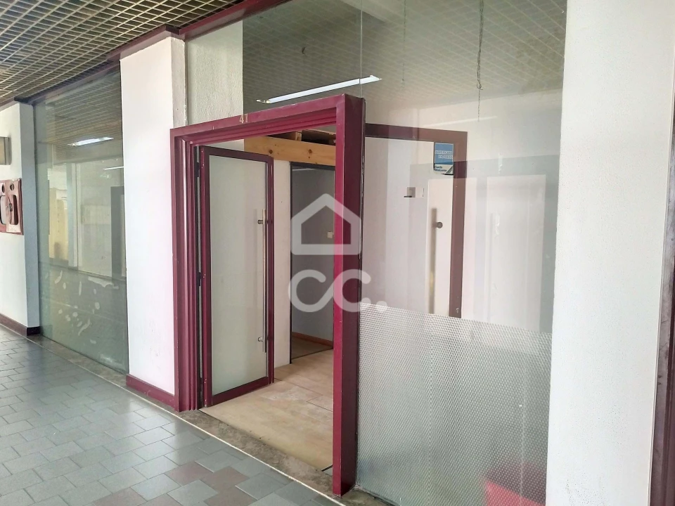 Negócio para Venda em Santa Maria Maior Foto 2