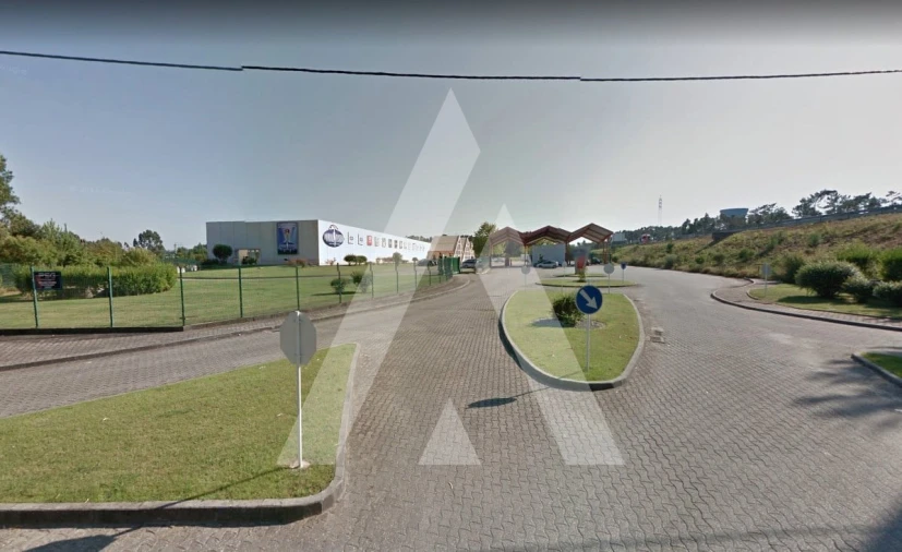 Loja para Arrendamento em Pombal Foto 11