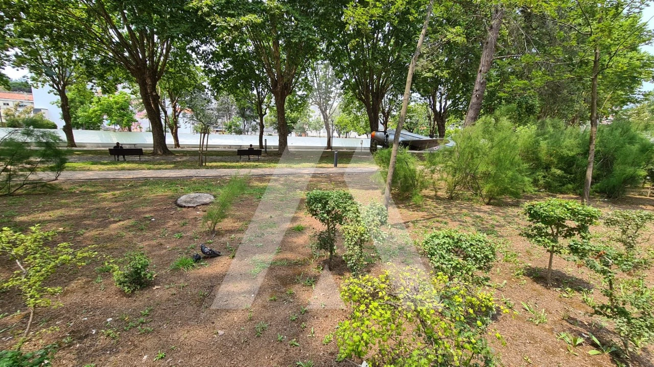 Escritório para Venda em Leiria, Pousos, Barreira e Cortes Foto 3