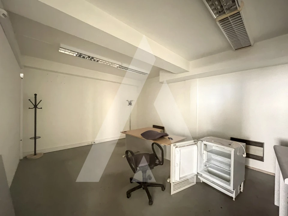 Loja para Venda em Torres Novas (Santa Maria, Salvador e Santiago) Foto 8