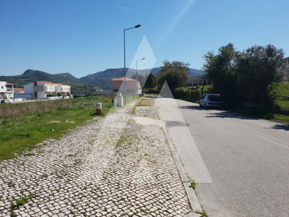 Terreno para Venda em Porto de Mós - São João Baptista e São Pedro Foto 6