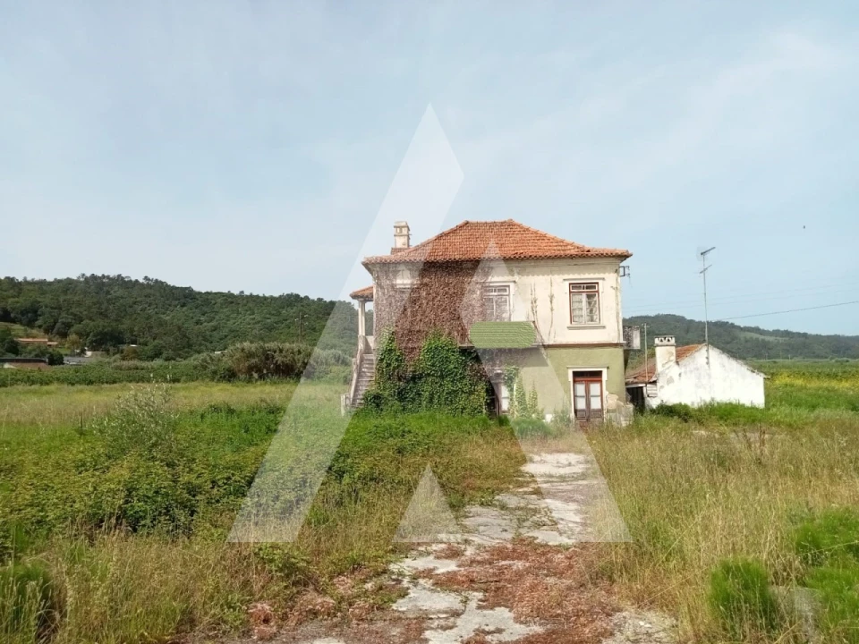 Moradia T3 para Venda em Maiorga Foto 11