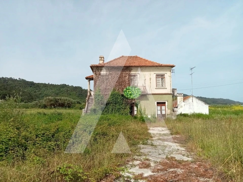 Moradia T3 para Venda em Maiorga Foto 13