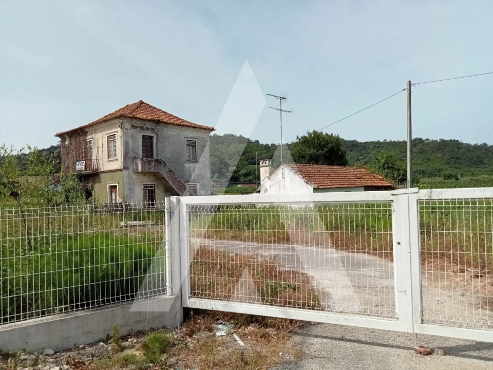 Moradia T3 para Venda em Maiorga Foto 29