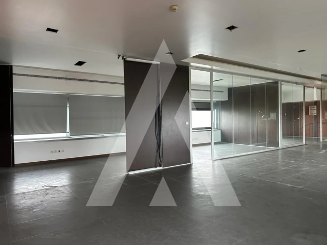 Escritório para Arrendamento em Torres Novas (Santa Maria, Salvador e Santiago) Foto 3