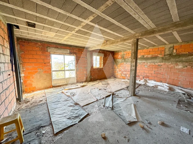 Moradia T3 para Venda em Almoster Foto 12