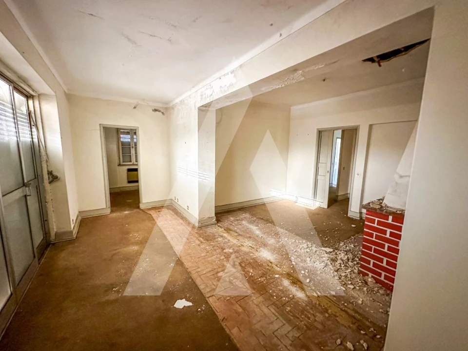 Prédio para Venda em Avelar Foto 11