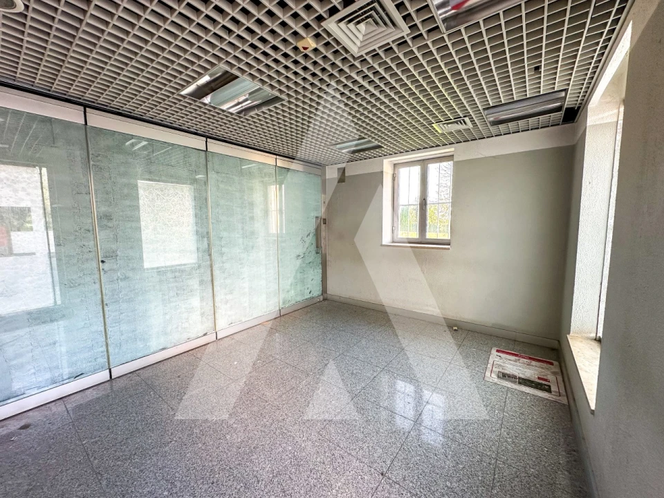 Prédio para Venda em Avelar Foto 31