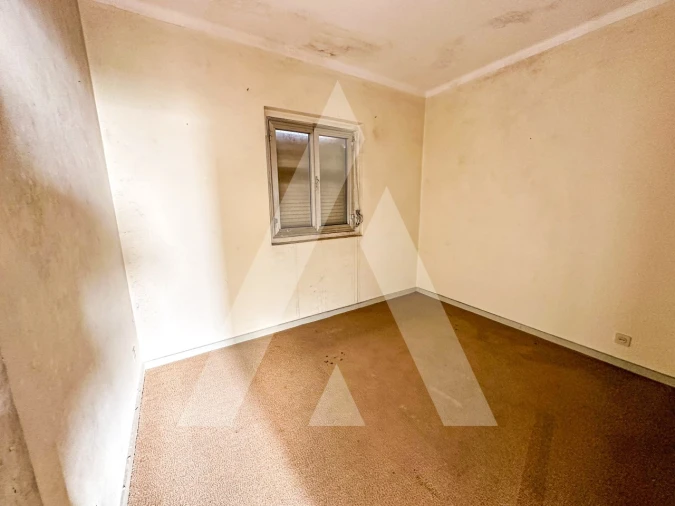 Prédio para Venda em Avelar Foto 24