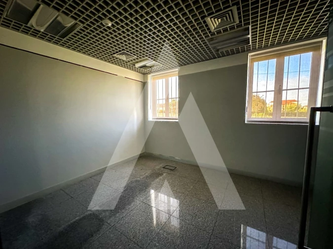 Prédio para Venda em Avelar Foto 37