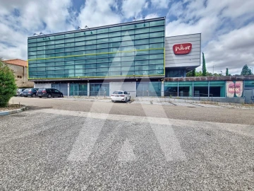 Escritório para Arrendamento em Torres Novas (Santa Maria, Salvador e Santiago)