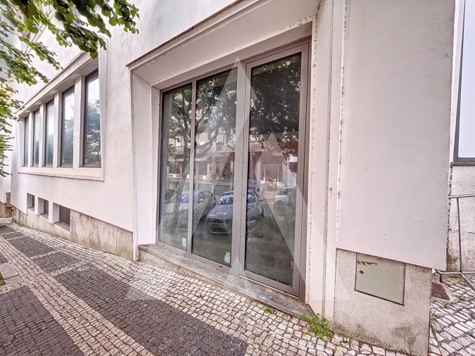 Loja para Arrendamento em Leiria, Pousos, Barreira e Cortes Foto 2