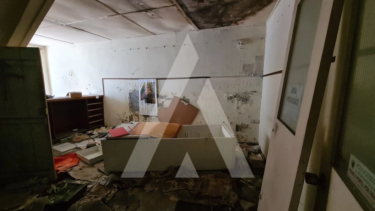 Prédio para Venda em Buarcos Foto 5