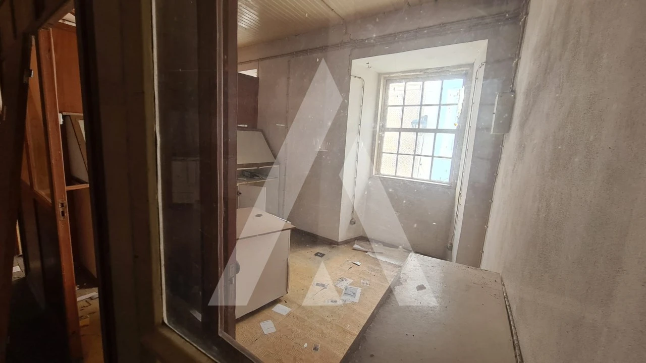 Prédio para Venda em Buarcos Foto 28