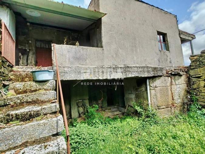 Moradia T3 para Venda em Nogueira da Montanha Foto 10