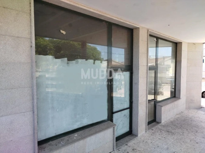 Loja para Venda em Vale de Anta Foto 1