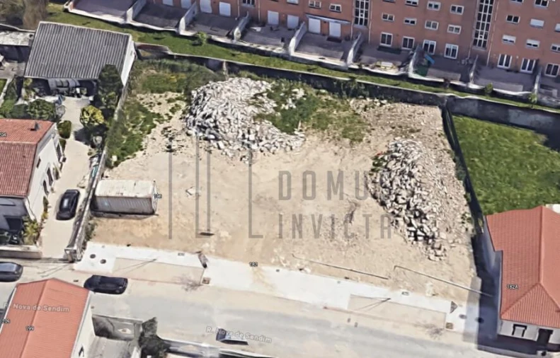 Terreno para Venda em São Mamede de Infesta e Senhora da Hora Foto 1