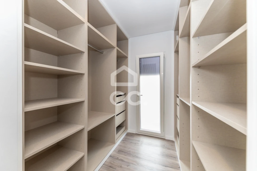 Apartamento T4 para Venda em Amora Foto 40