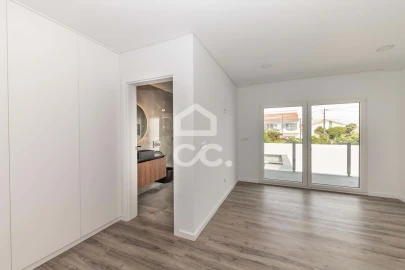 Apartamento T4 para Venda em Amora