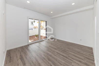 Apartamento T4 para Venda em Amora