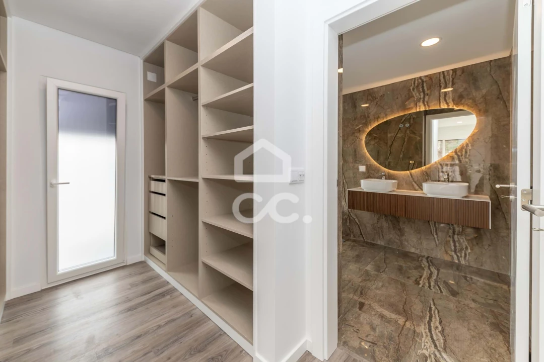 Apartamento T4 para Venda em Amora Foto 41