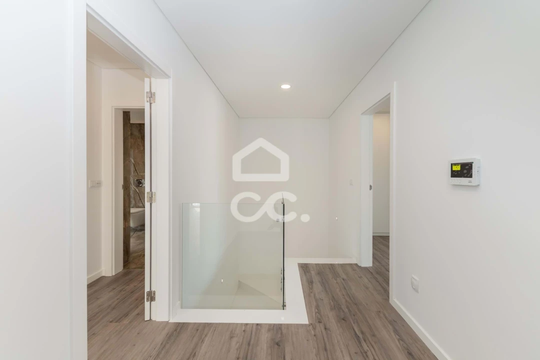 Apartamento T4 para Venda em Amora Foto 26