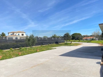 Moradia T4 para Venda em São Silvestre