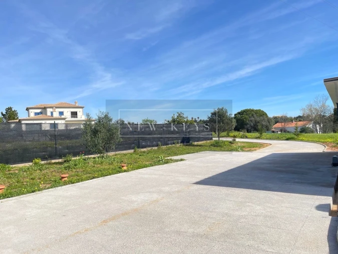 Moradia T4 para Venda em São Silvestre Foto 13