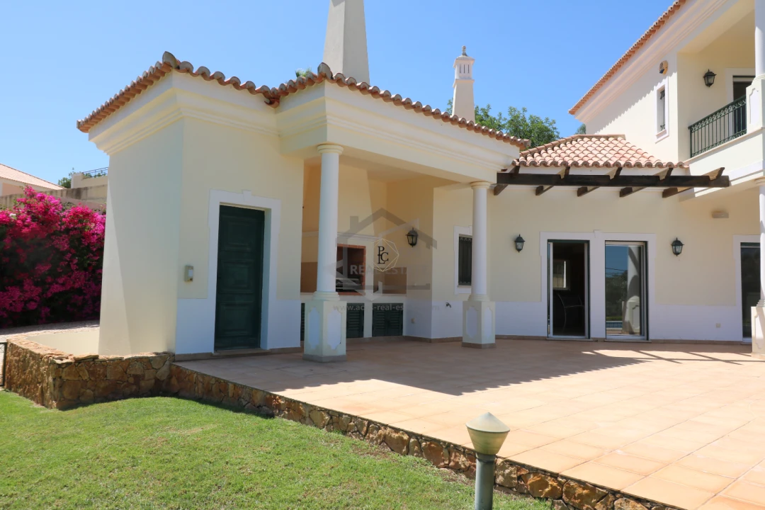 Moradia T4 para Venda em Loule (São Clemente) Foto 19
