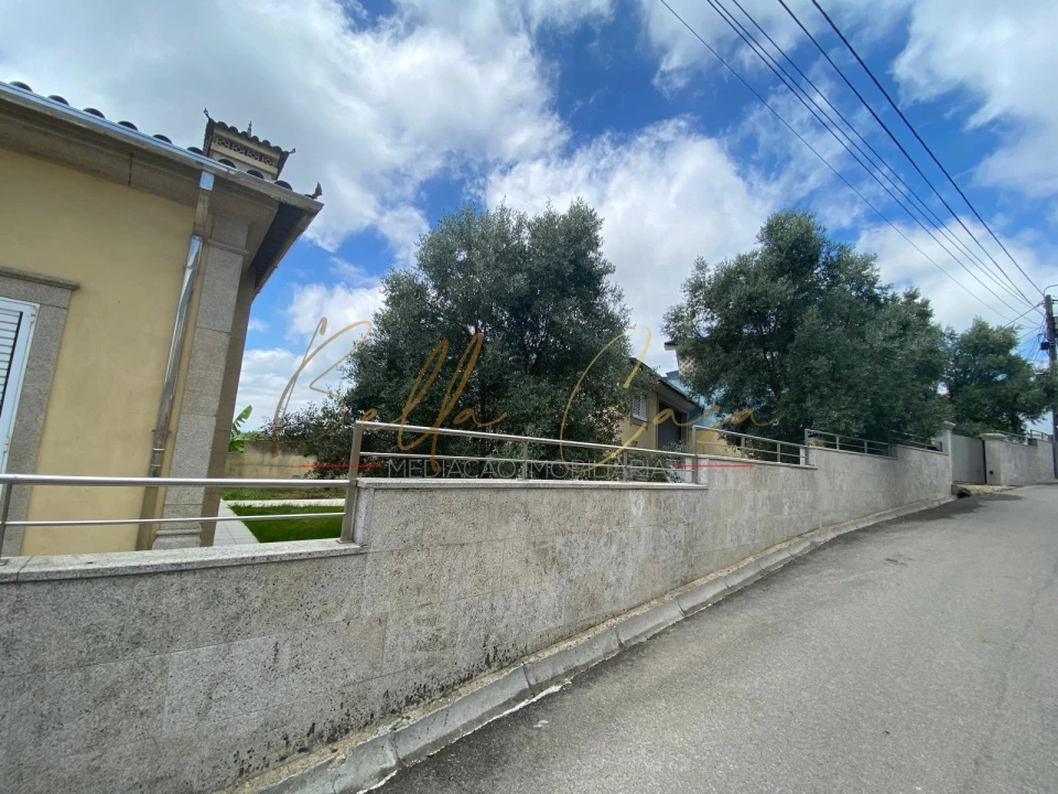 Moradia T3 para Venda em Salreu Foto 31