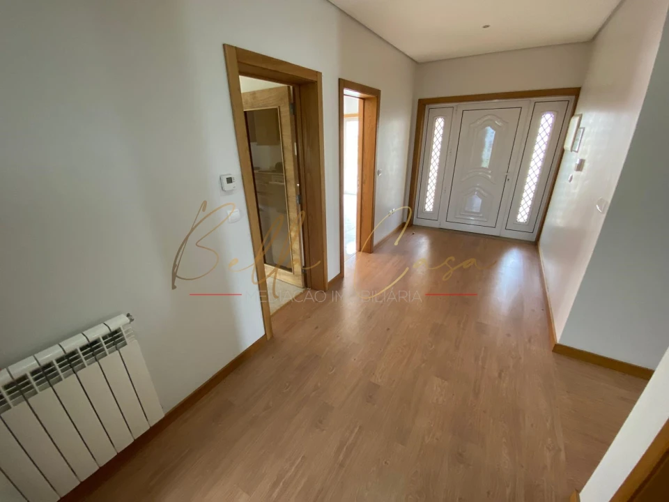 Moradia T3 para Venda em Salreu Foto 21