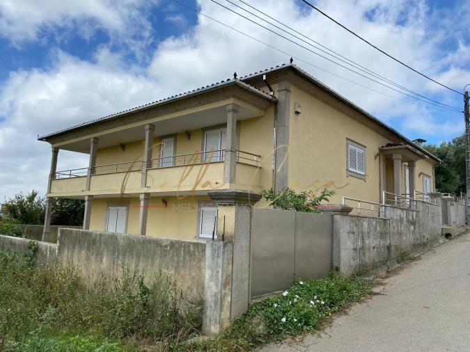 Moradia T3 para Venda em Salreu Foto 33