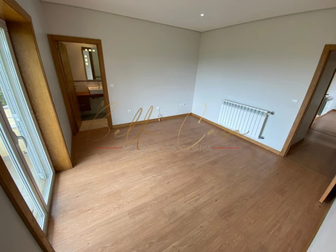 Moradia T3 para Venda em Salreu Foto 9