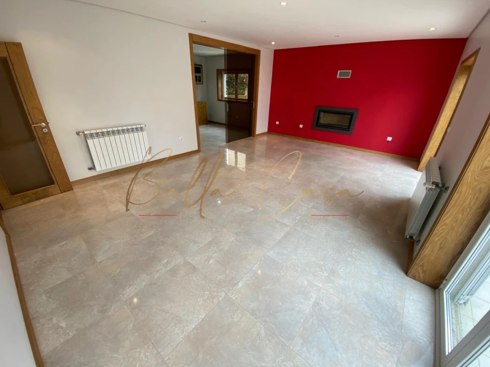 Moradia T3 para Venda em Salreu Foto 2