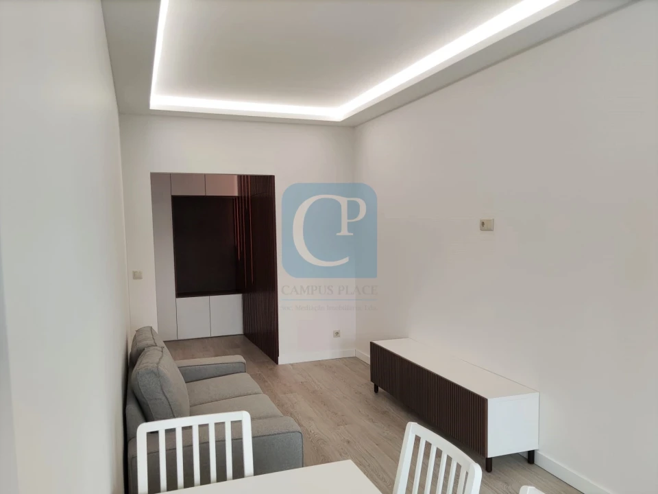 Apartamento T0 para Venda em Cedofeita, Santo Ildefonso, Sé, Miragaia, São Nicolau e Vitória Foto 6