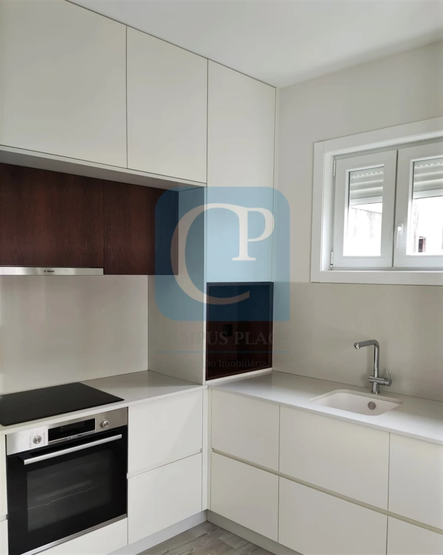 Apartamento T0 para Venda em Cedofeita, Santo Ildefonso, Sé, Miragaia, São Nicolau e Vitória Foto 3