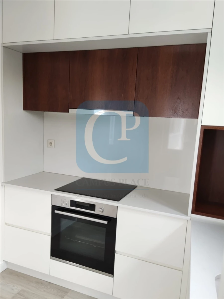 Apartamento T0 para Venda em Cedofeita, Santo Ildefonso, Sé, Miragaia, São Nicolau e Vitória Foto 4