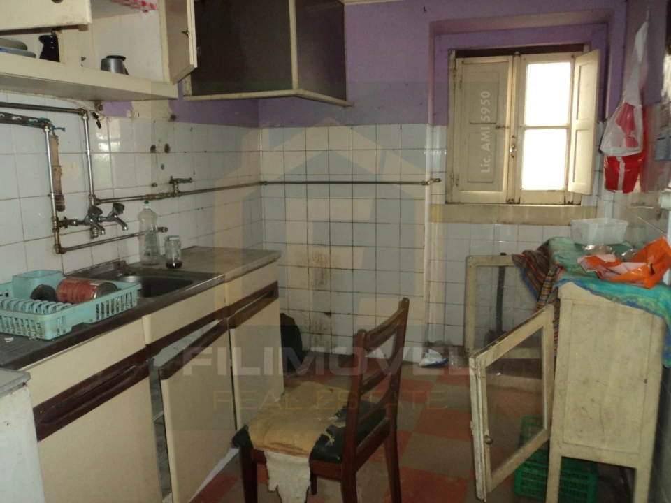 Moradia T2 para Venda em Casais e Alviobeira Foto 2