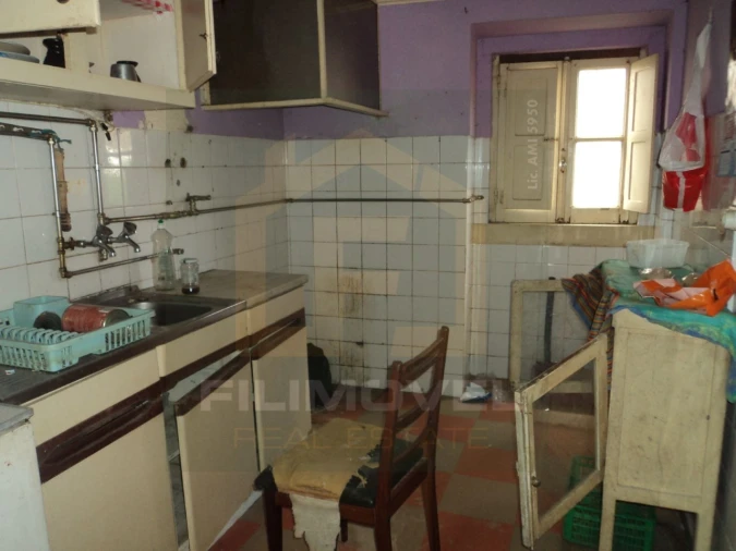 Moradia T2 para Venda em Casais e Alviobeira Foto 2