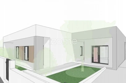 Moradia T3 para Venda em Parceiros e Azoia