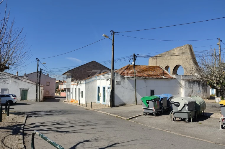Moradia T4 para Venda em Santo Antão e São Julião do Tojal Foto 1