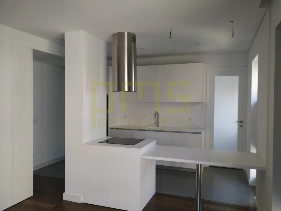 Apartamento T4 para Venda em Cedofeita, Santo Ildefonso, Sé, Miragaia, São Nicolau e Vitória Foto 6